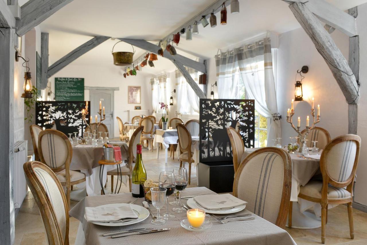 Logis Hotel Restaurant Le Vieux Fusil Soings-en-Sologne Exteriör bild