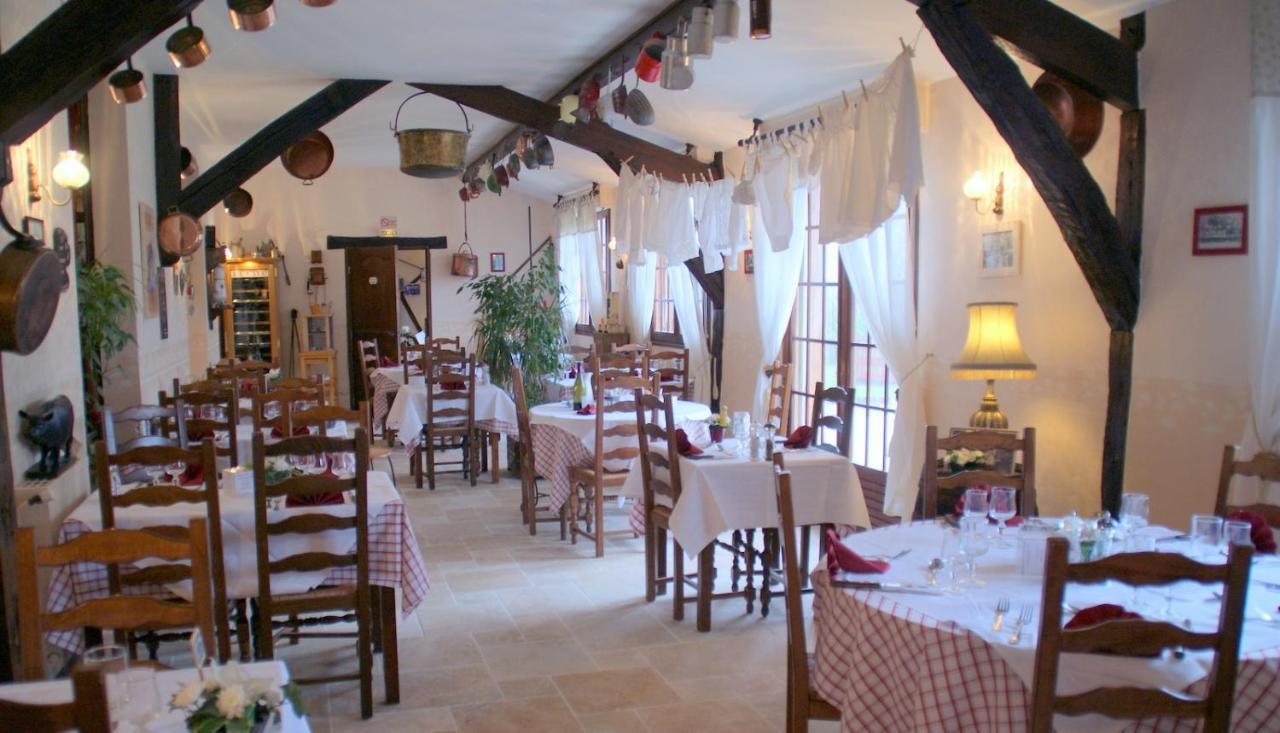 Logis Hotel Restaurant Le Vieux Fusil Soings-en-Sologne Exteriör bild